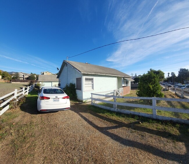 Building Photo - Close to Cal Poly Rental available!