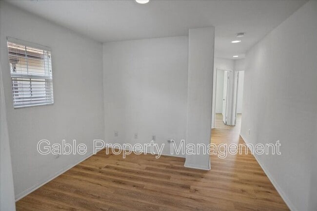 Building Photo - 27366 Dearborn Dr