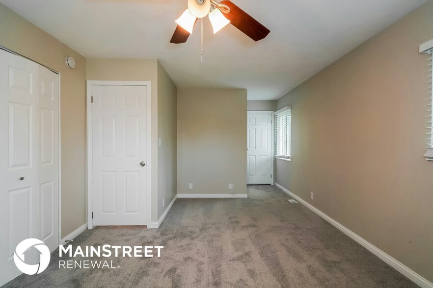 Building Photo - 1290 Tanglewood Dr
