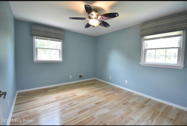 Building Photo - 308 Hawick Pl