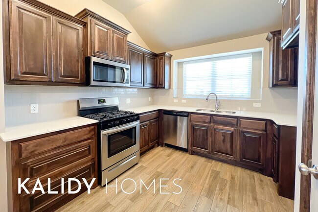 Building Photo - 12933 NW 3rd Terrace