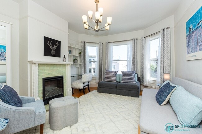 Building Photo - Castro: UNFURNISHED Top Floor Flat w/ Private Deck, W/D in unit & Garage Parking