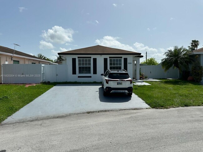 Building Photo - 25636 SW 125th Pl