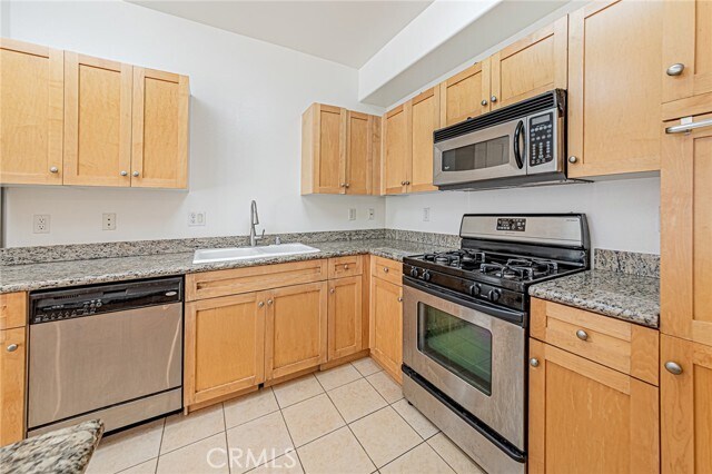 Building Photo - 100 S Alameda St