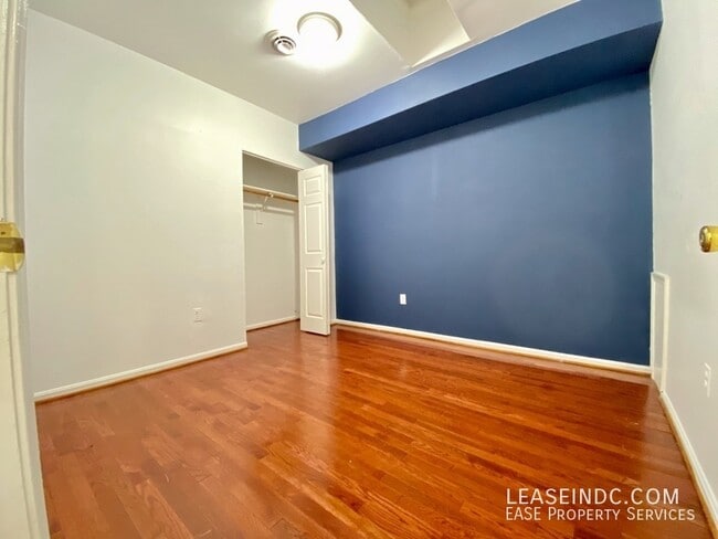 Building Photo - 1721 11th St NW