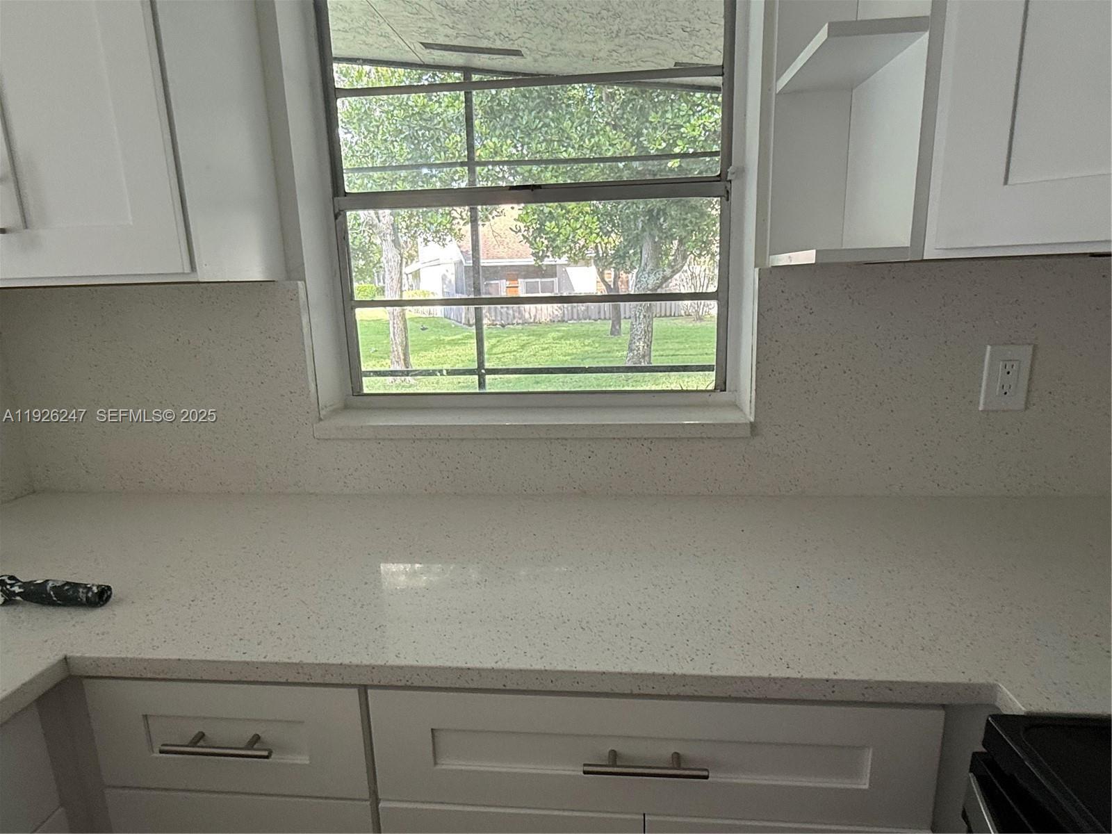 Building Photo - 15749 Woodgate Ct