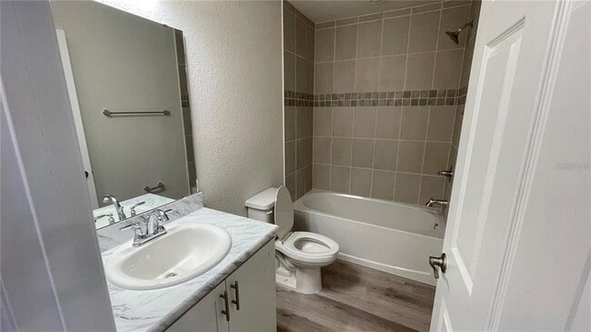 Building Photo - 428 HUCKLEBERRY Dr