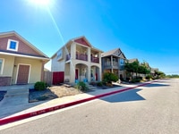 Building Photo - Beautiful 3BR, 2BA Home in Austin – Balcony & Modern Kitchen Appliances!