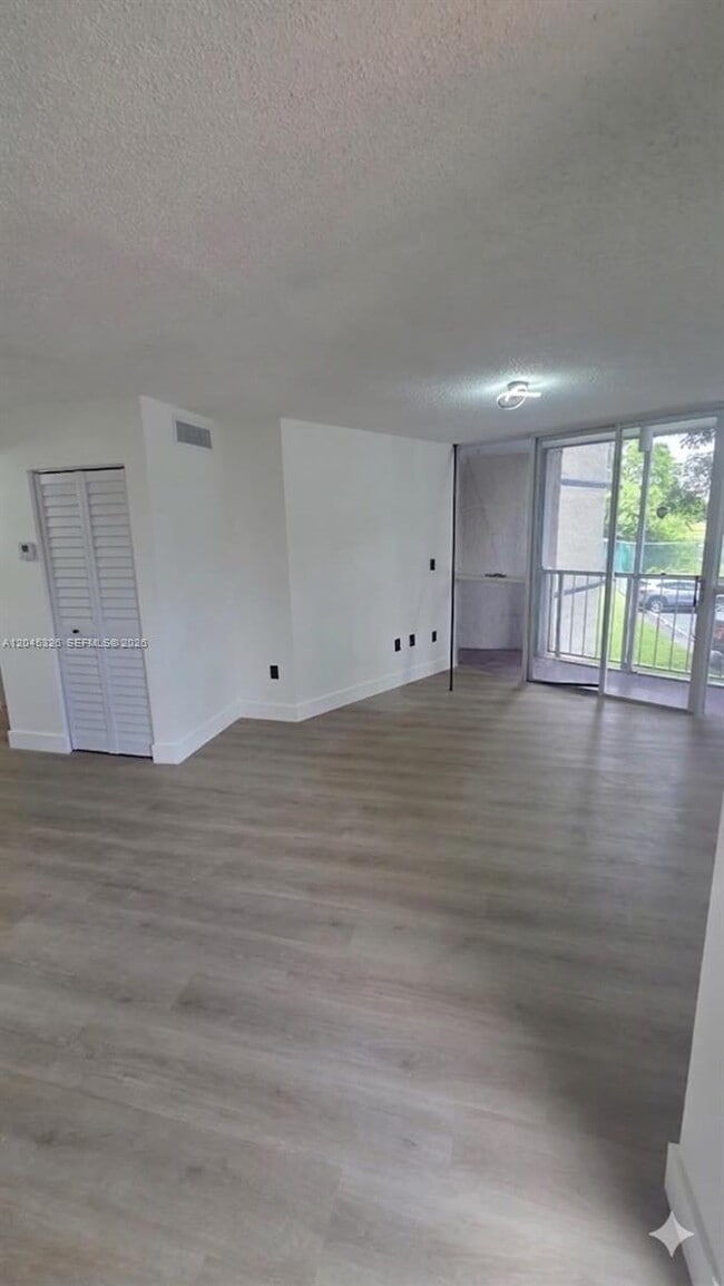 Building Photo - 7125 NW 186th St