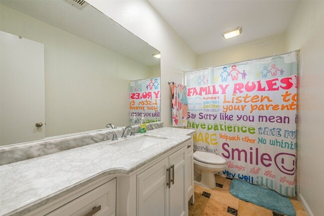 Building Photo - 4030 Bentley Dr