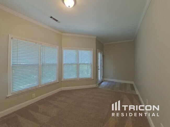 Building Photo - 100 Wyngate Dr