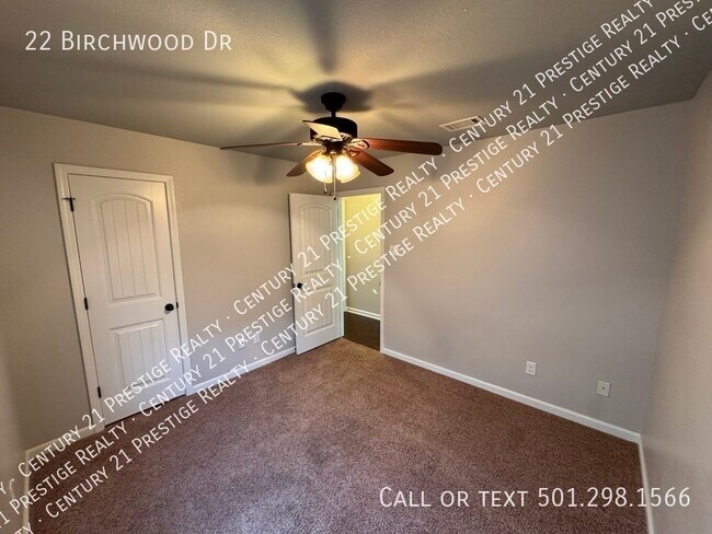 Building Photo - 22 Birchwood Dr