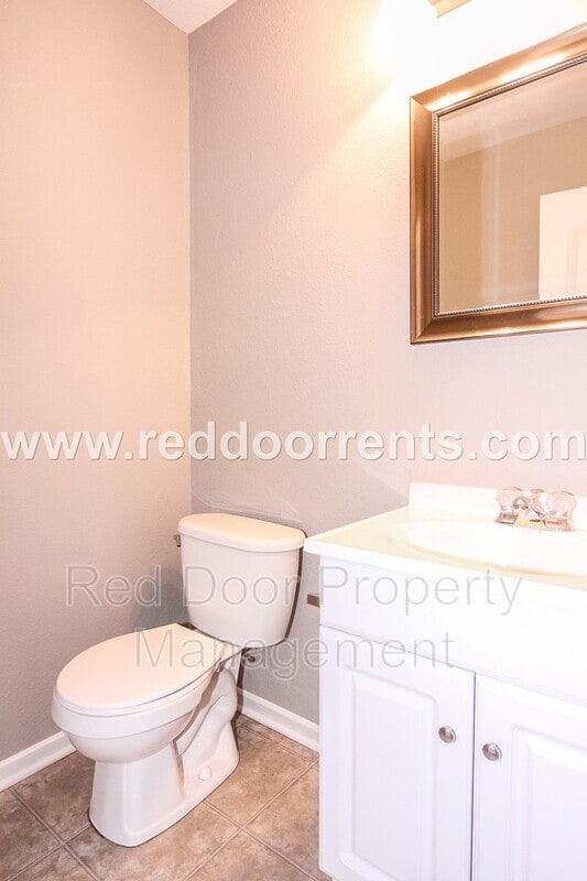 Building Photo - 15448 Gallow Ln