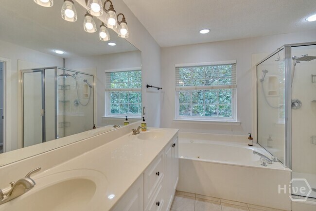 Building Photo - 119 Cherryfield Ln