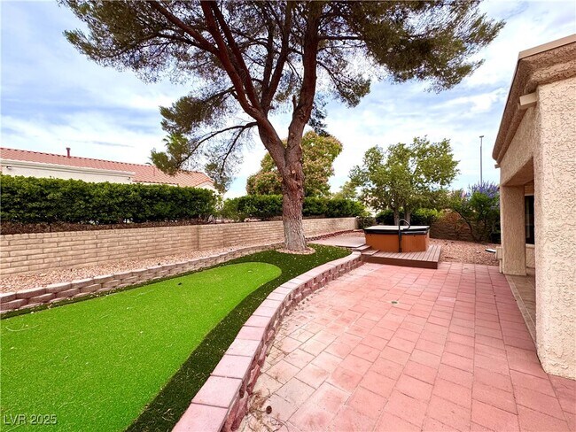 Building Photo - 9053 Firebird Dr