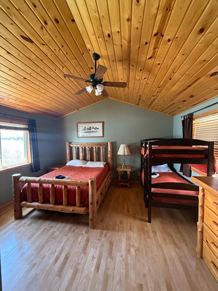 upstairs bedroom 2 - 24692 County Highway 4