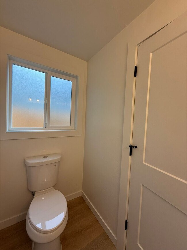 Building Photo - 4012so