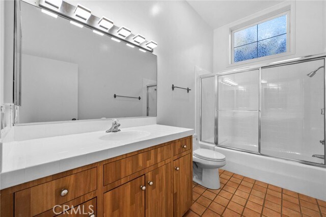 Building Photo - 1560 Sunset Ridge Dr