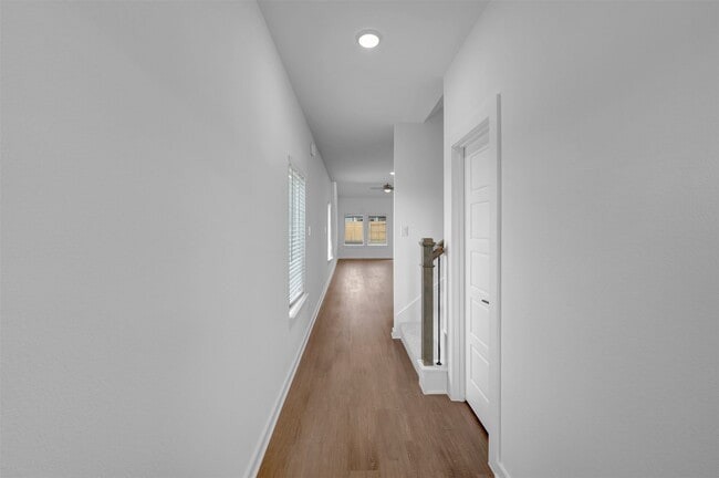 Building Photo - 32518 Lantana Flds Rd