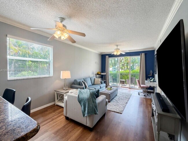Building Photo - 26 Royal Palm Way