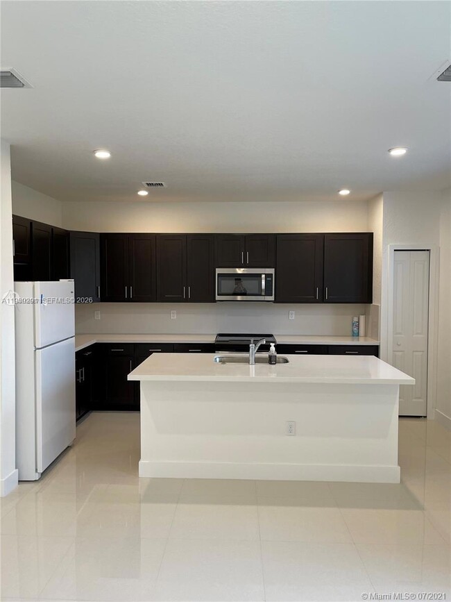 Building Photo - 14512 SW 24th Ter