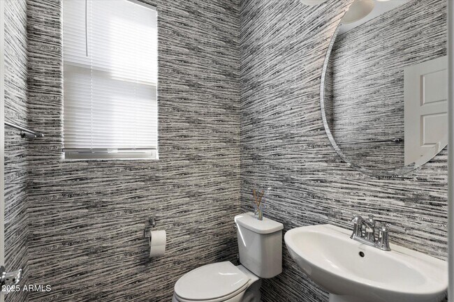 Building Photo - 5152 E Desert Forest Trail