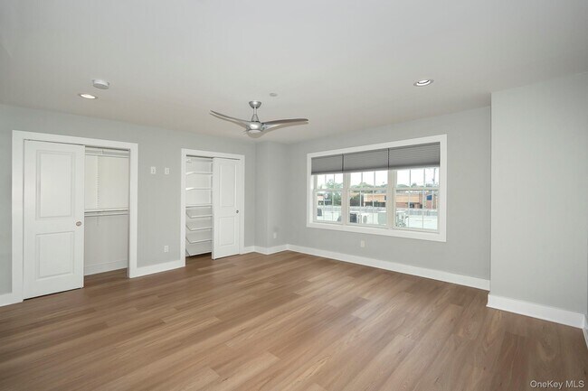 Building Photo - 1 Wallace Ct