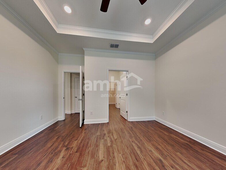 Building Photo - 6245 Emerald Hls Wy