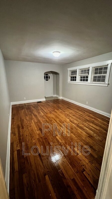 Building Photo - 1522 Clara Ave