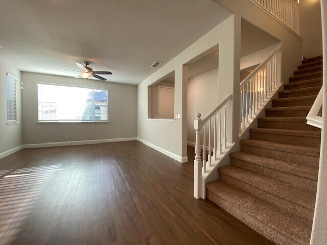 Building Photo - Modern 4bd/3ba 1930 sq. ft. home in Rancho Cordova!