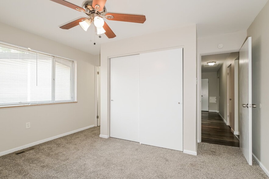 Building Photo - 1635 Trotterway Dr