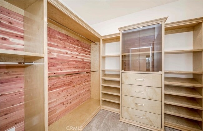 Building Photo - 5338 Chariton Ave