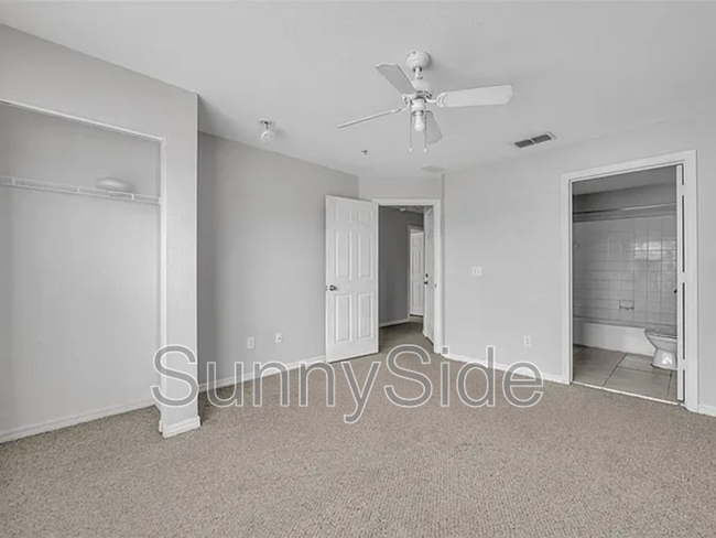 Building Photo - 4012 Santa Maria Dr