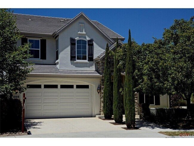 Primary Photo - 4 br, 2.5 bath House - 205 Vista Del Rio Ct.