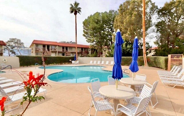 Building Photo - 64275 Spyglass Ave