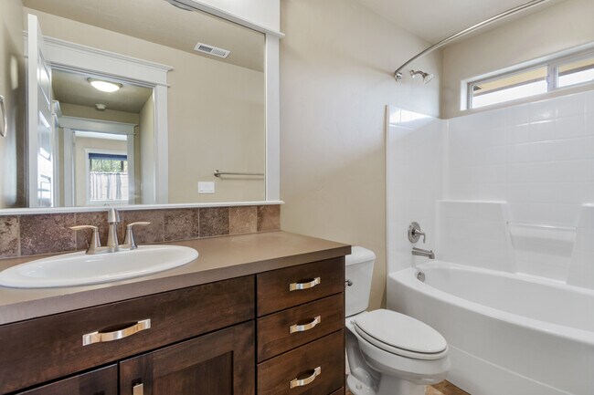 Building Photo - 4300 N Chapala Way