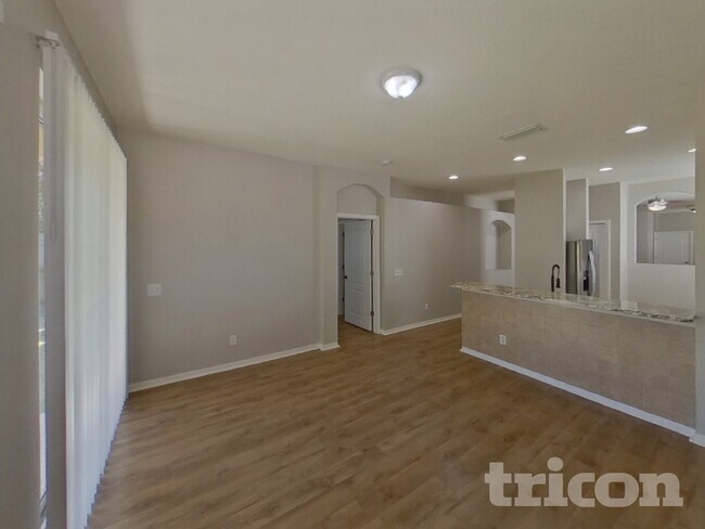 Building Photo - 10337 Avelar Ridge Dr