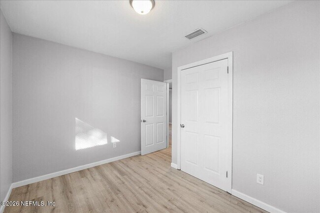 Building Photo - 5395 Poppy Dr