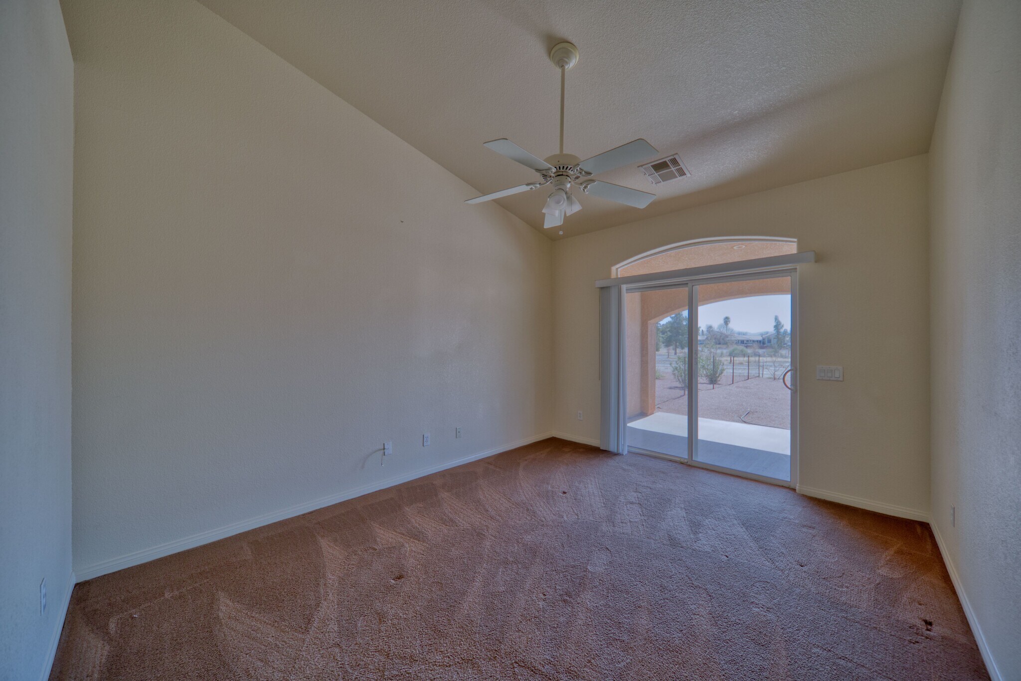 3 Large Bedrooms - 1121 Bourbon St