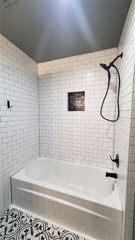 Building Photo - 3319 Kellie St