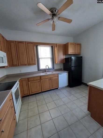 Building Photo - 3805 Lamar St