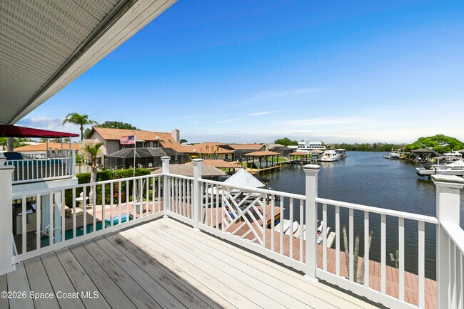 Building Photo - 2230 Sykes Creek Dr
