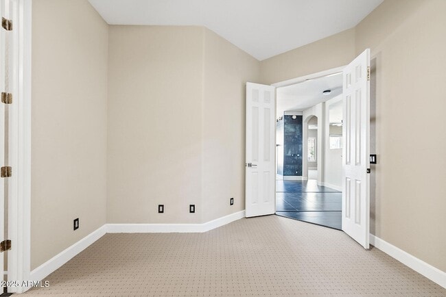 Building Photo - 8274 E Tailspin Ln