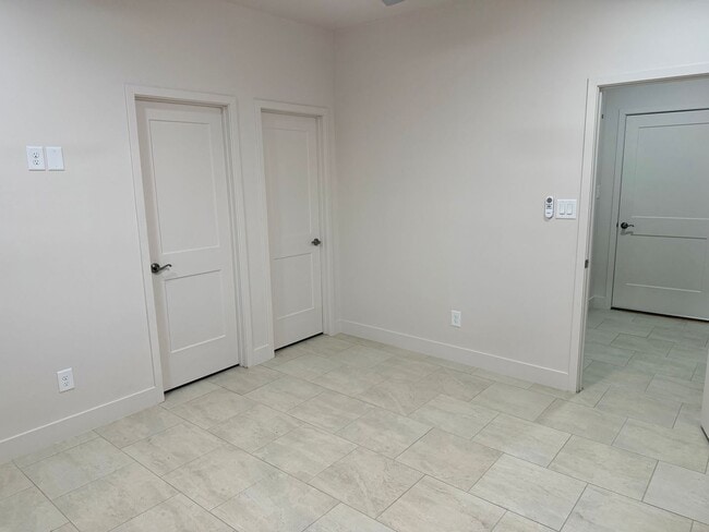 Building Photo - 4022 Eric Salazar Pl