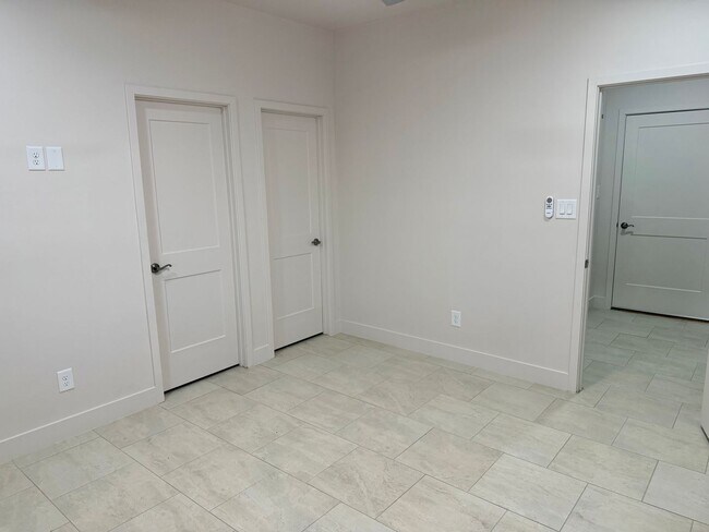 Building Photo - Brand New Three Bedroom Two Bath Home !!!