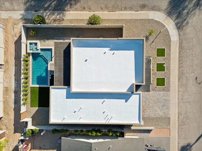 Building Photo - 3125 N 86th Pl