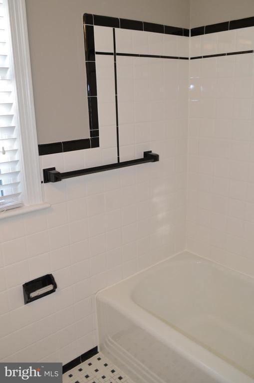 Building Photo - 206 S Courthouse Rd