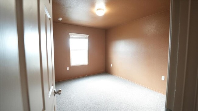 Building Photo - 5705 Knoll Pines Pass