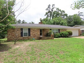 Building Photo - Cozy 3 Bedroom 2 Bathroom In Tyler!!