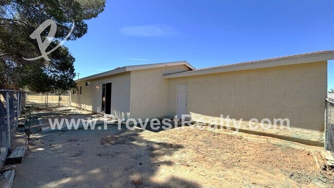 Building Photo - 14313 Osage Rd